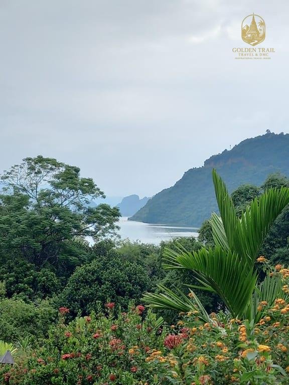 Northern Vietnam 9-Day Cycling: Hmong Homelands, Pù Luông & Song Da Lake